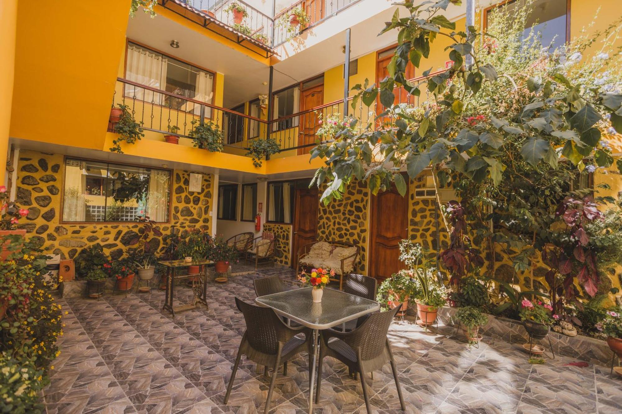 Intitambo Hotel Ollantaytambo Extérieur photo
